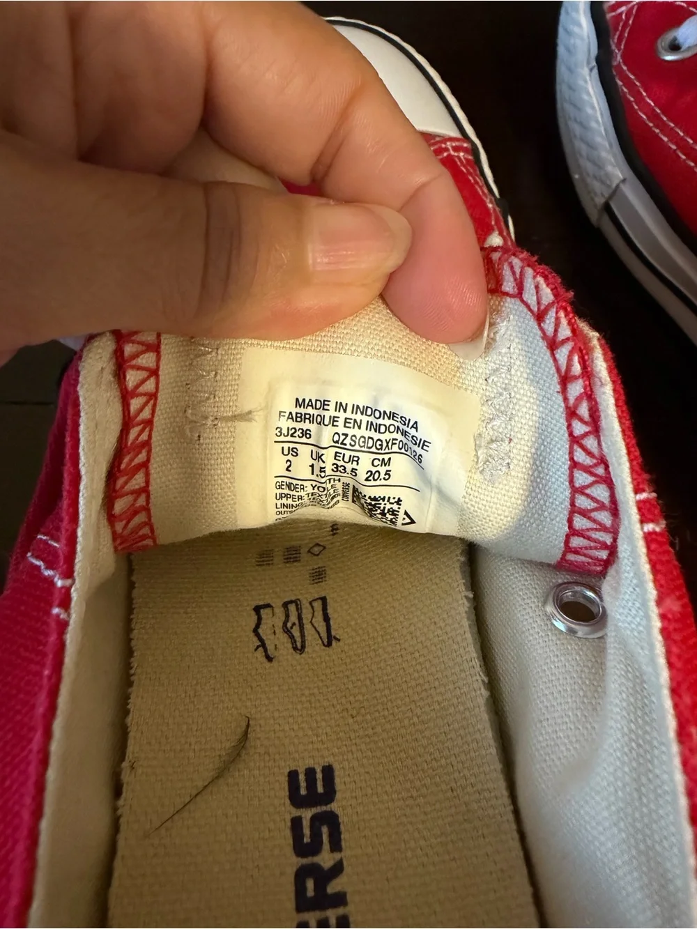 Converse Red Low-Top Kids Sneakers with White Laces